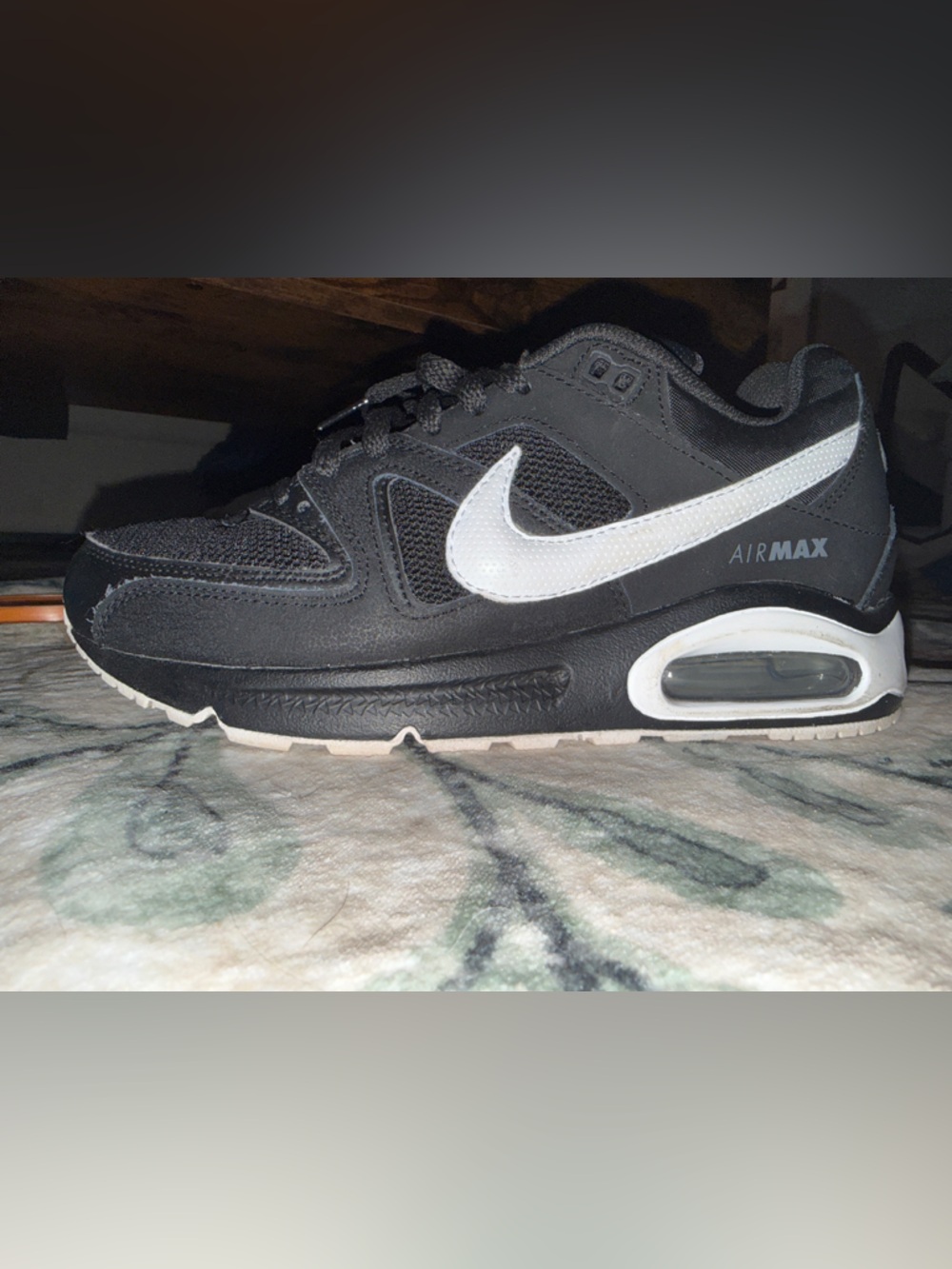 Nike Black White Air Max Low-Top Sneakers - Picture 3 of 3